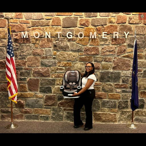 CAR SEAT.jpg